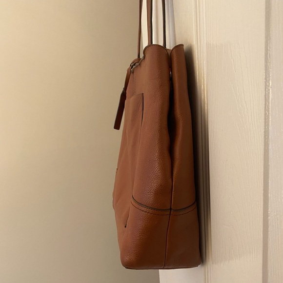 JCrew All Day Leather Tote - Picture 4 of 13